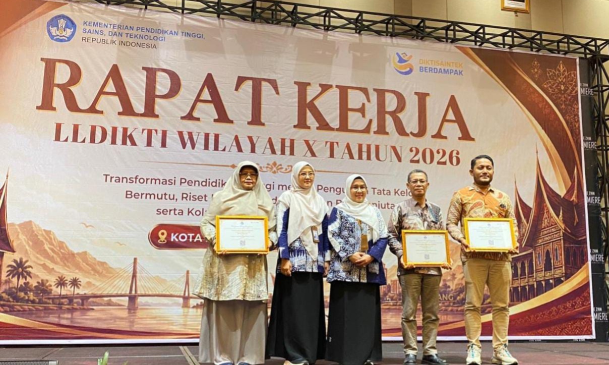 Universitas Dharma Andalas Raih Lima Penghargaan Anugerah LLDIKTI Wilayah X 2026, Bukti Komitmen Tata Kelola dan Publikasi Bermutu