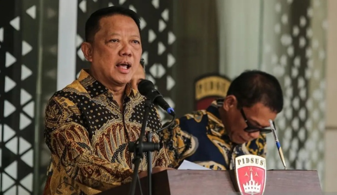 Febrie Adriansyah Mundur dari Jabatan Jampidsus di Tengah Penyidikan Polri.