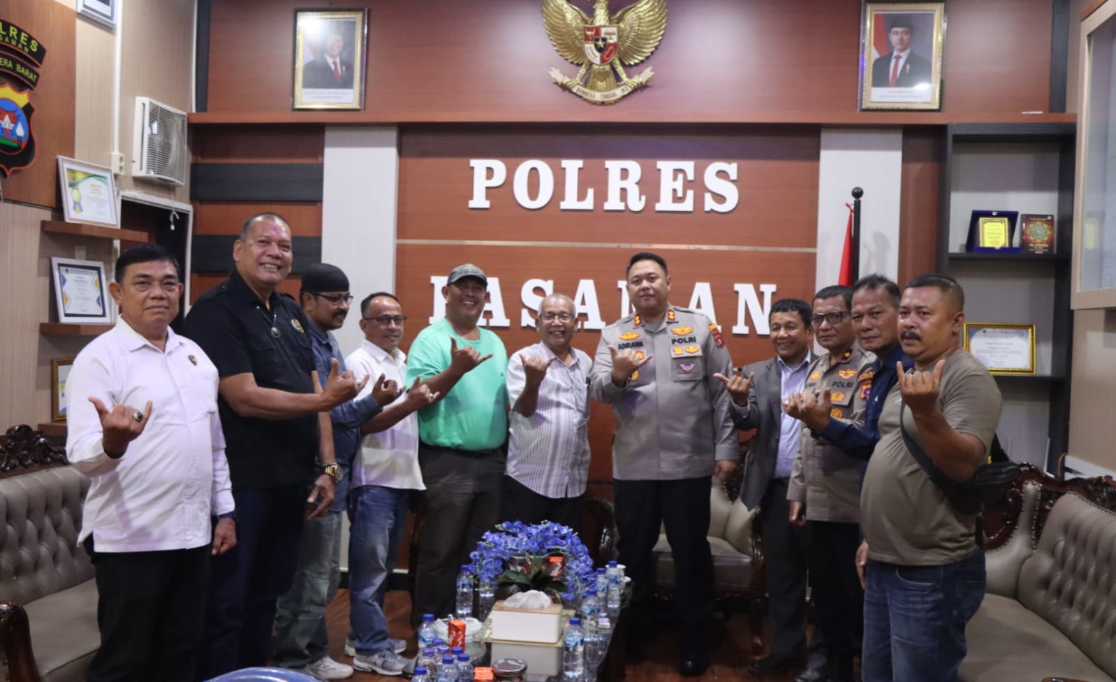 Kapolres Pasaman Sambut Hangat Silaturahmi Pers Bersatu Tuah Saiyo, Tegaskan Keterbukaan Terima Kritik dan Informasi.